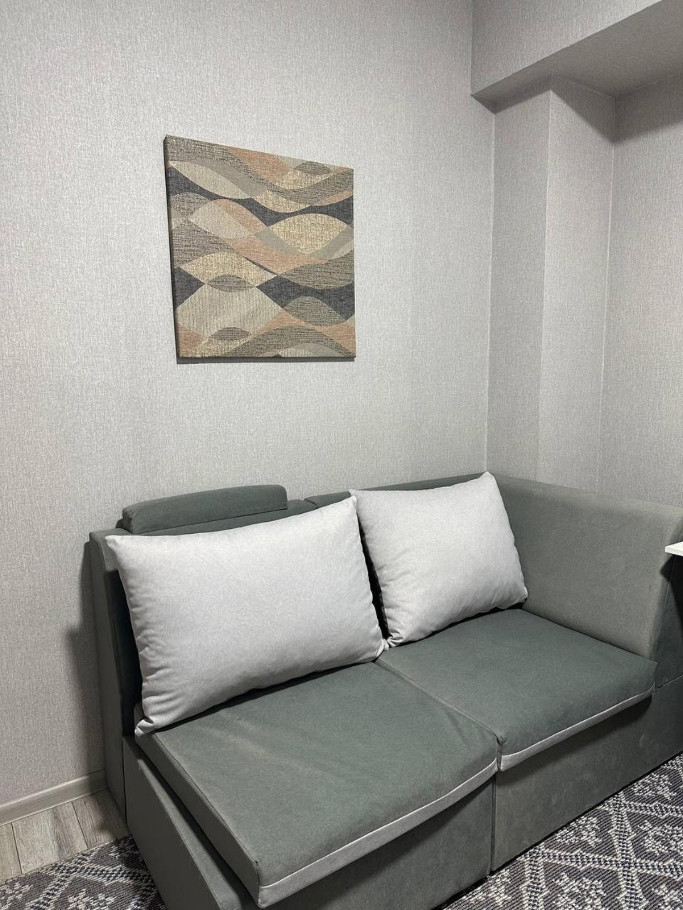 Cube House Osh Hotel ภายนอก รูปภาพ